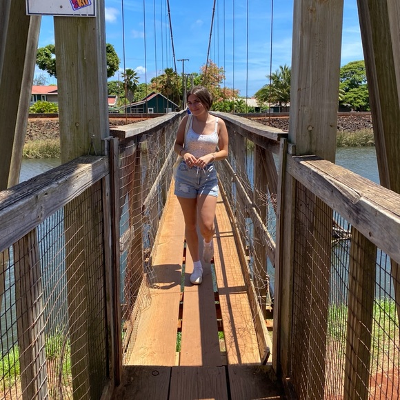 Meet your Posher, Veronica - Picture 1 of 1